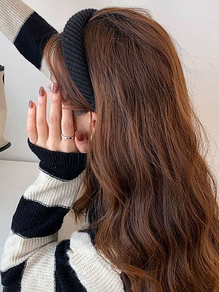 Knitted solid headband